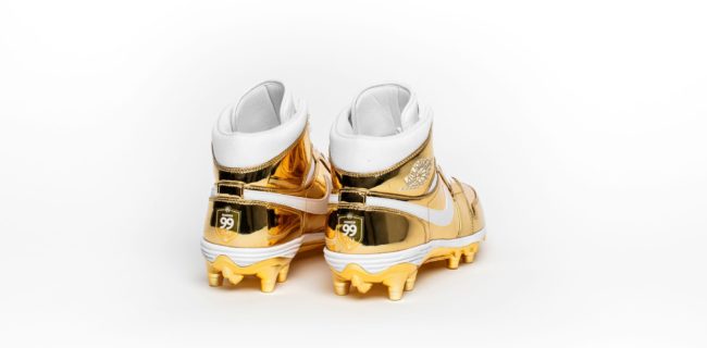 99 Club Gold Cleats sent to the highest rated players