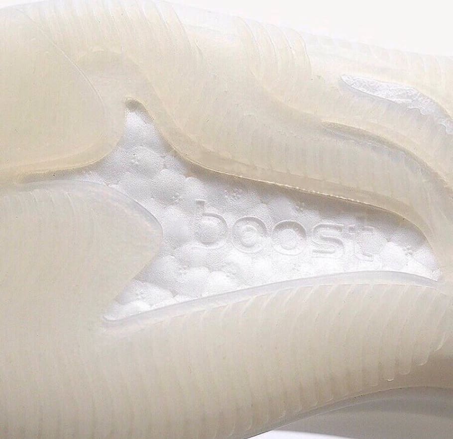 First Look at the rumoured Yeezy 350 v3 Alien