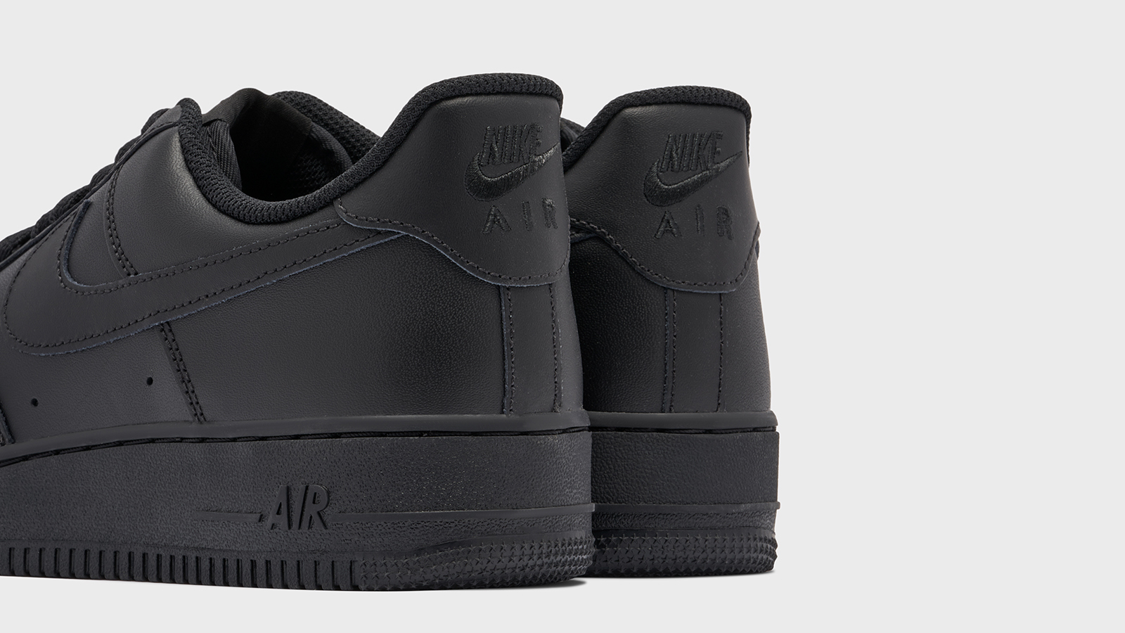 How To Clean Nike Air Force 1s