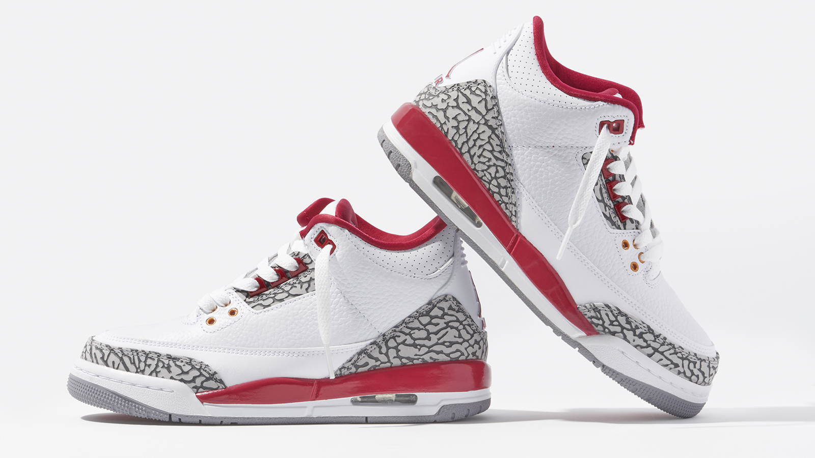 <strong>The Best Jordan ‘Cement’ Sneakers</strong>